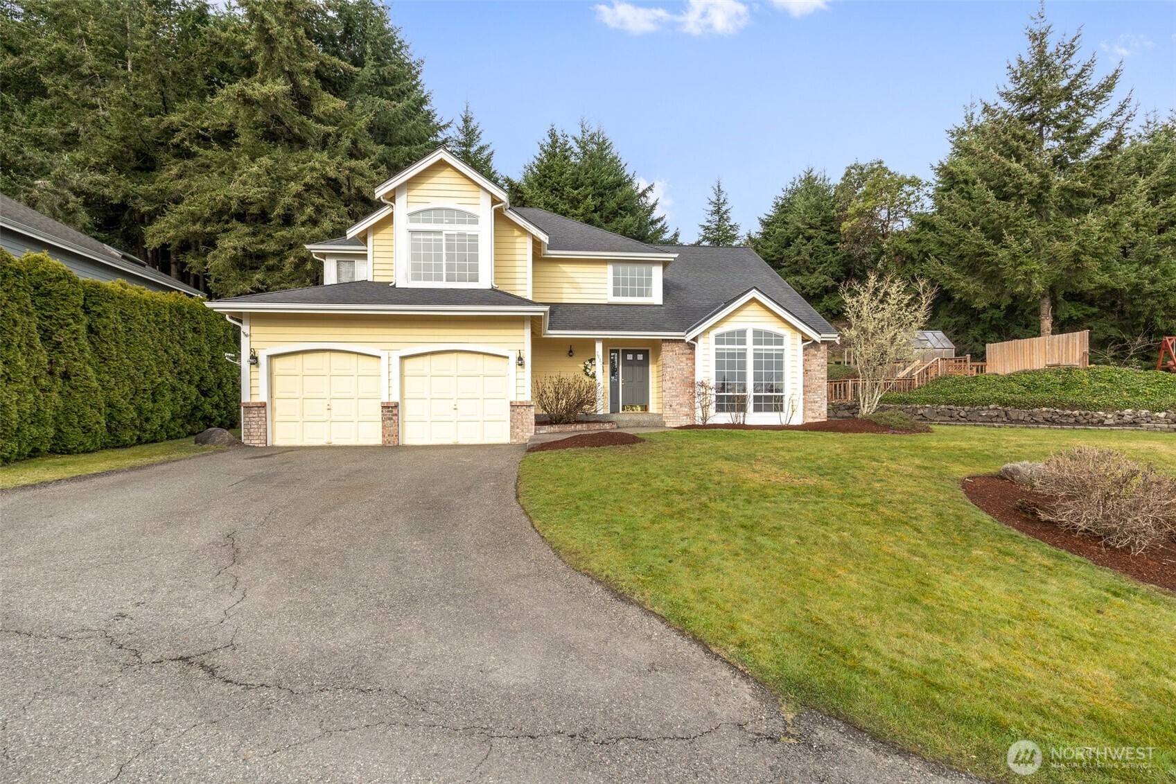 7931 Rooney Road Property Photo