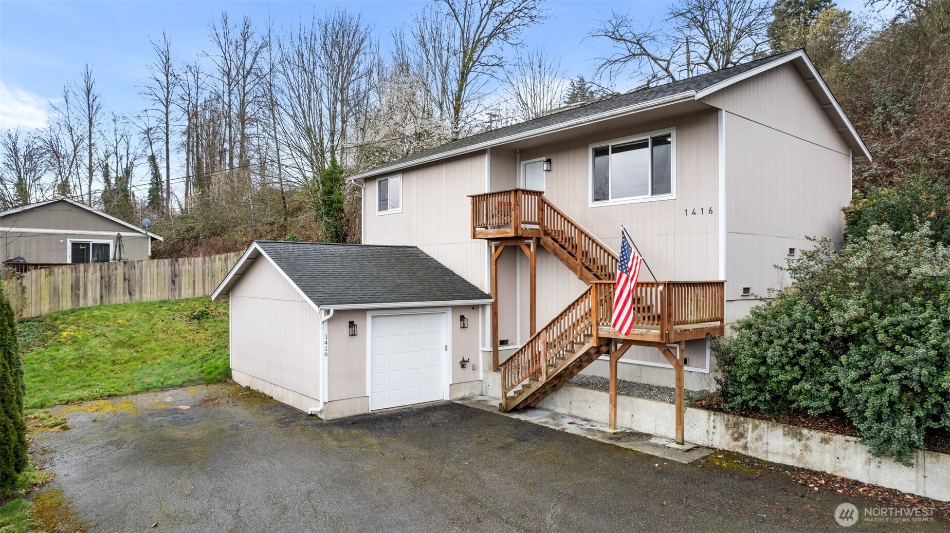 1416 E Harrison Street Property Photo