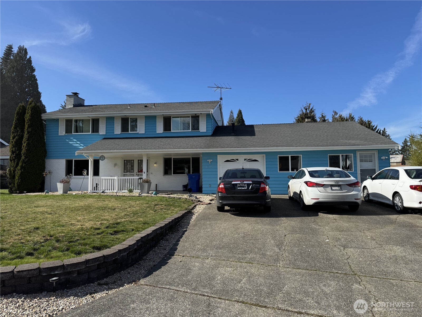 26519 Cambridge Drive Property Photo