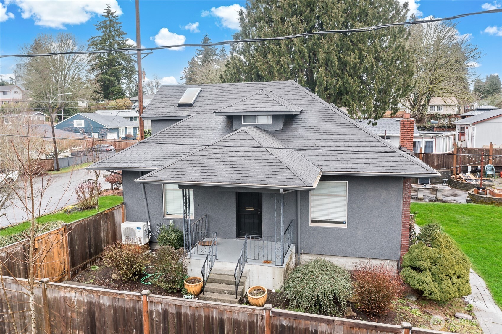 1101 S Stevens Street Property Photo