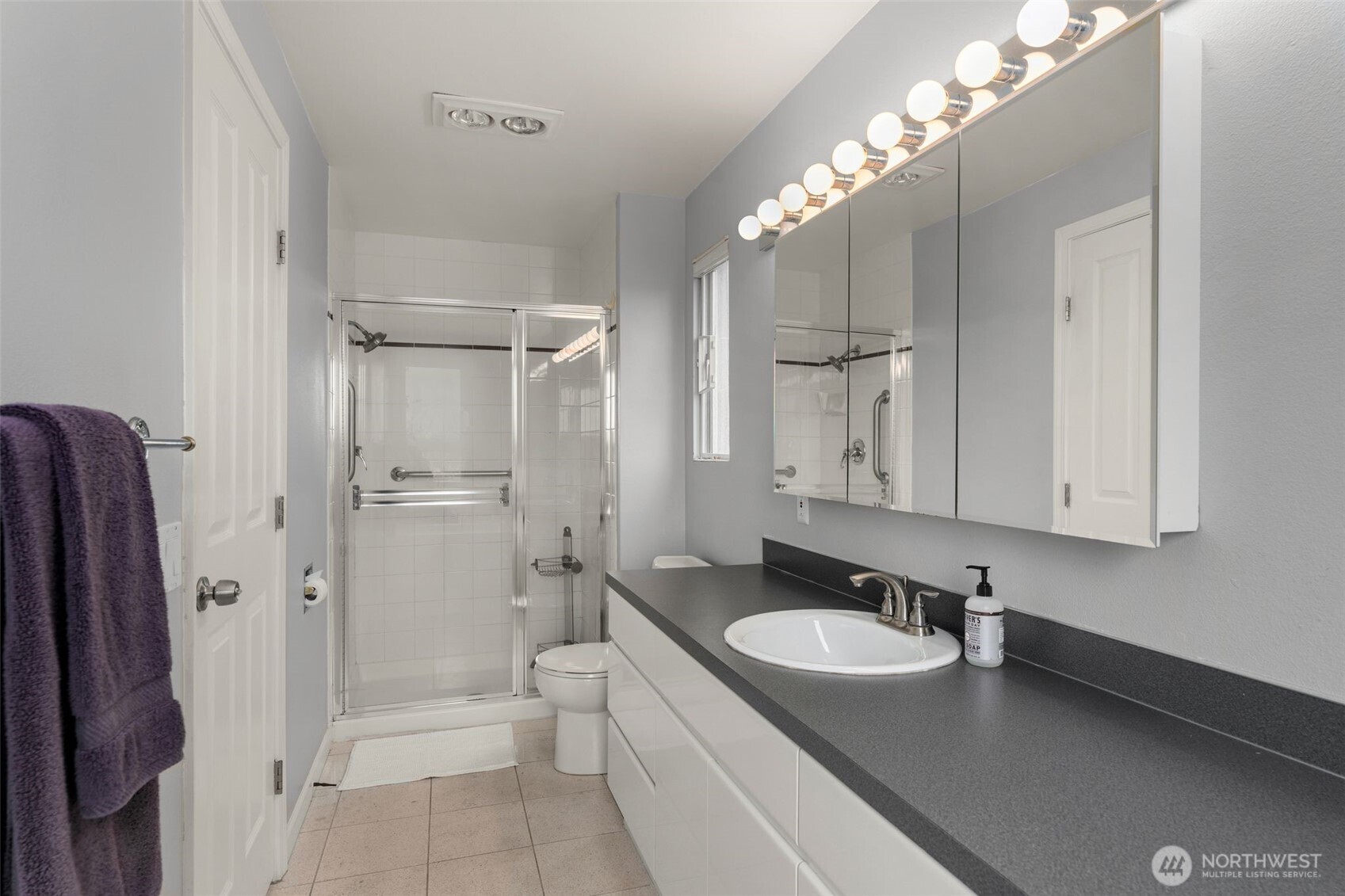 1613 California Avenue 402 Property Photo 18