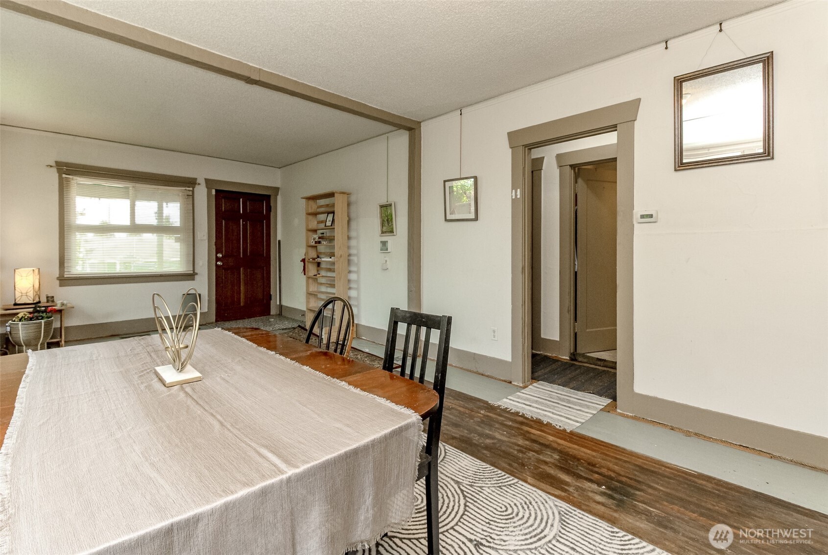 6845 S Clement Avenue Property Photo 12