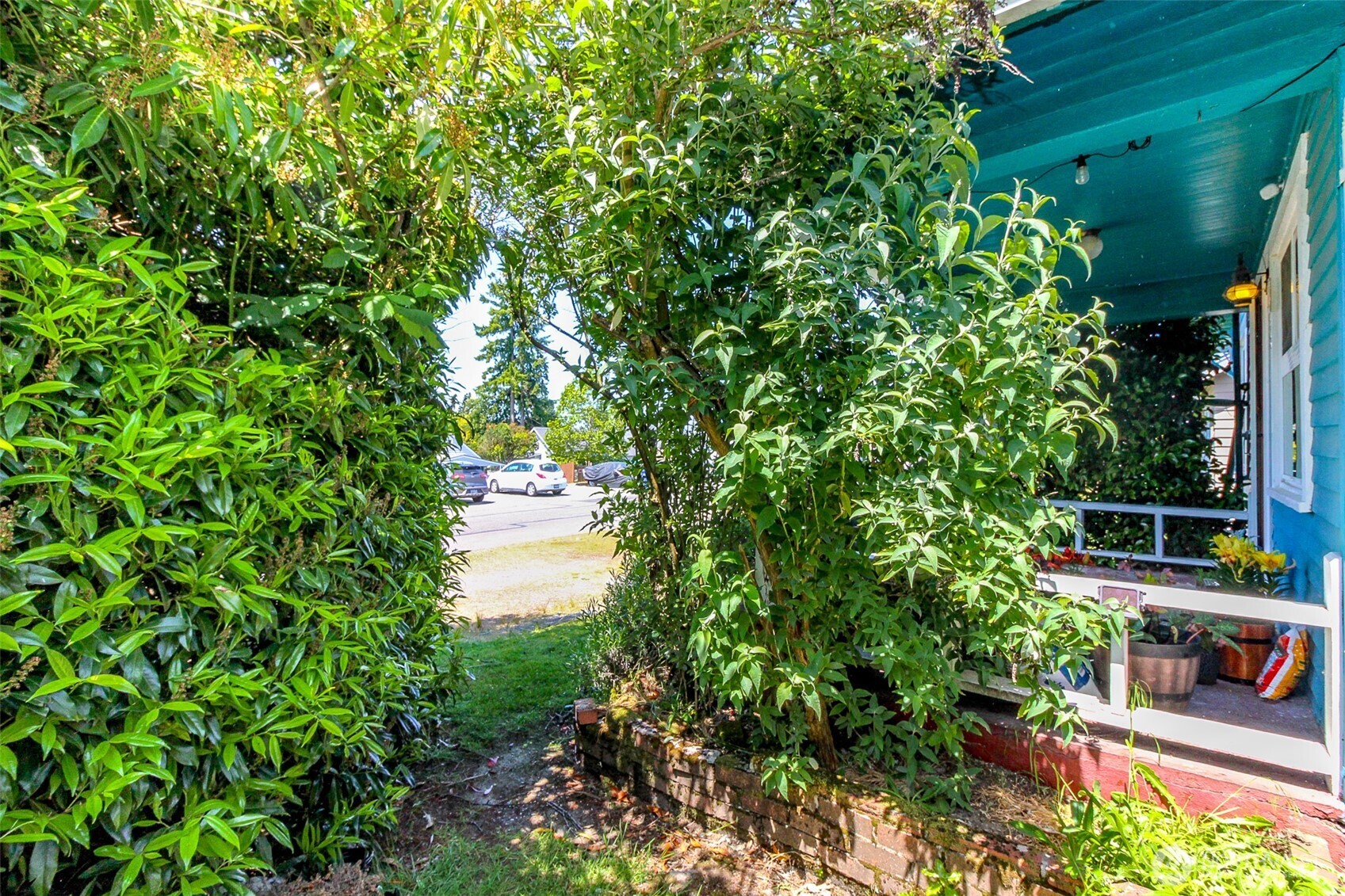 6845 S Clement Avenue Property Photo 13