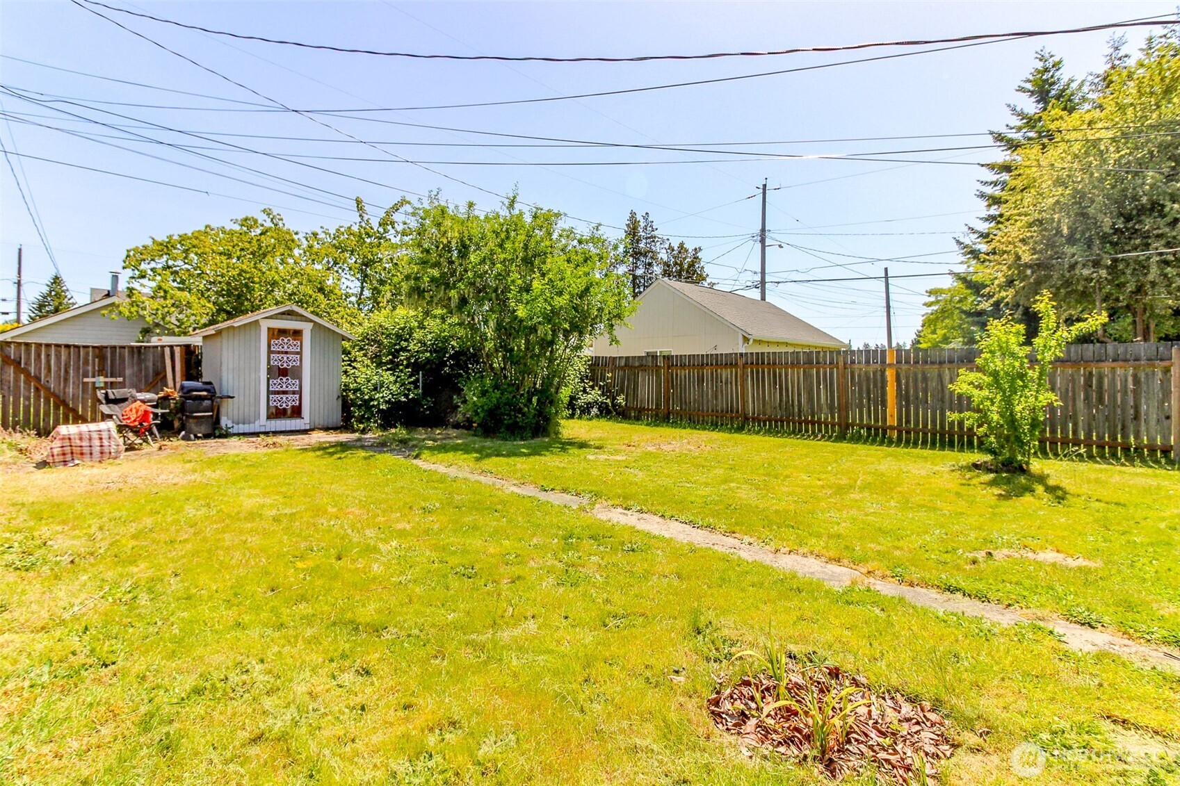 6845 S Clement Avenue Property Photo 17