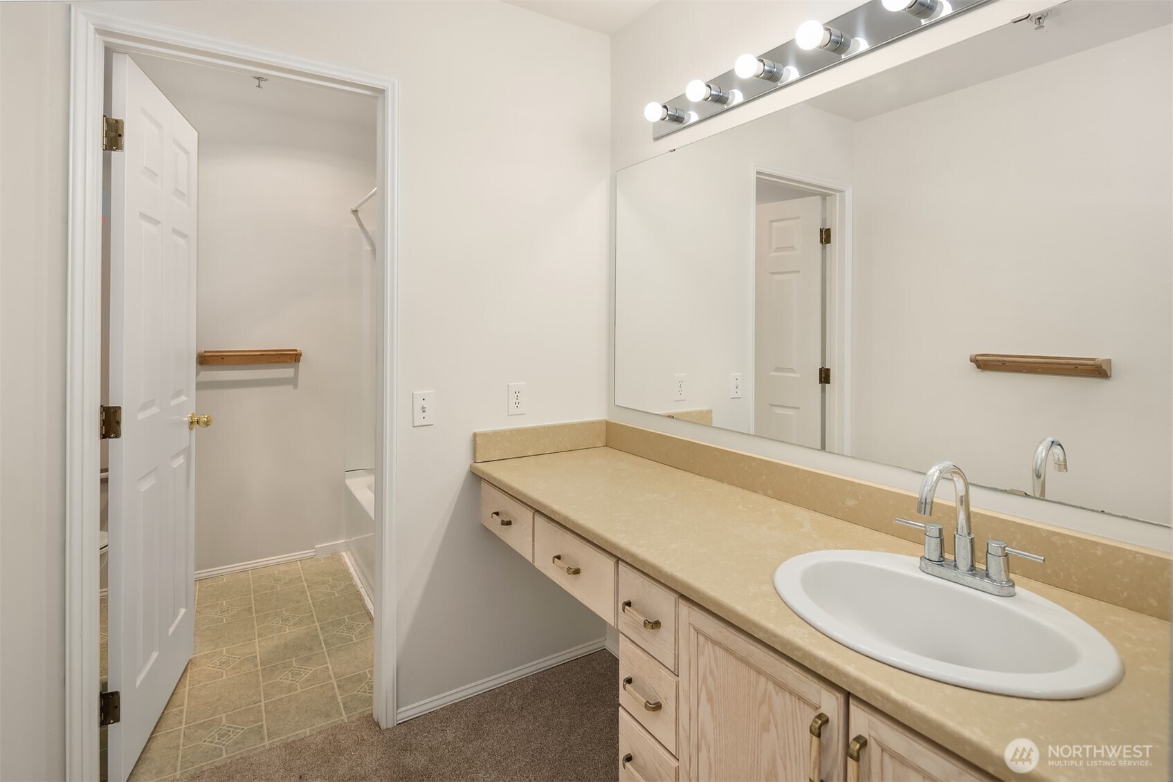 8545 166th Avenue C316 Property Photo 18