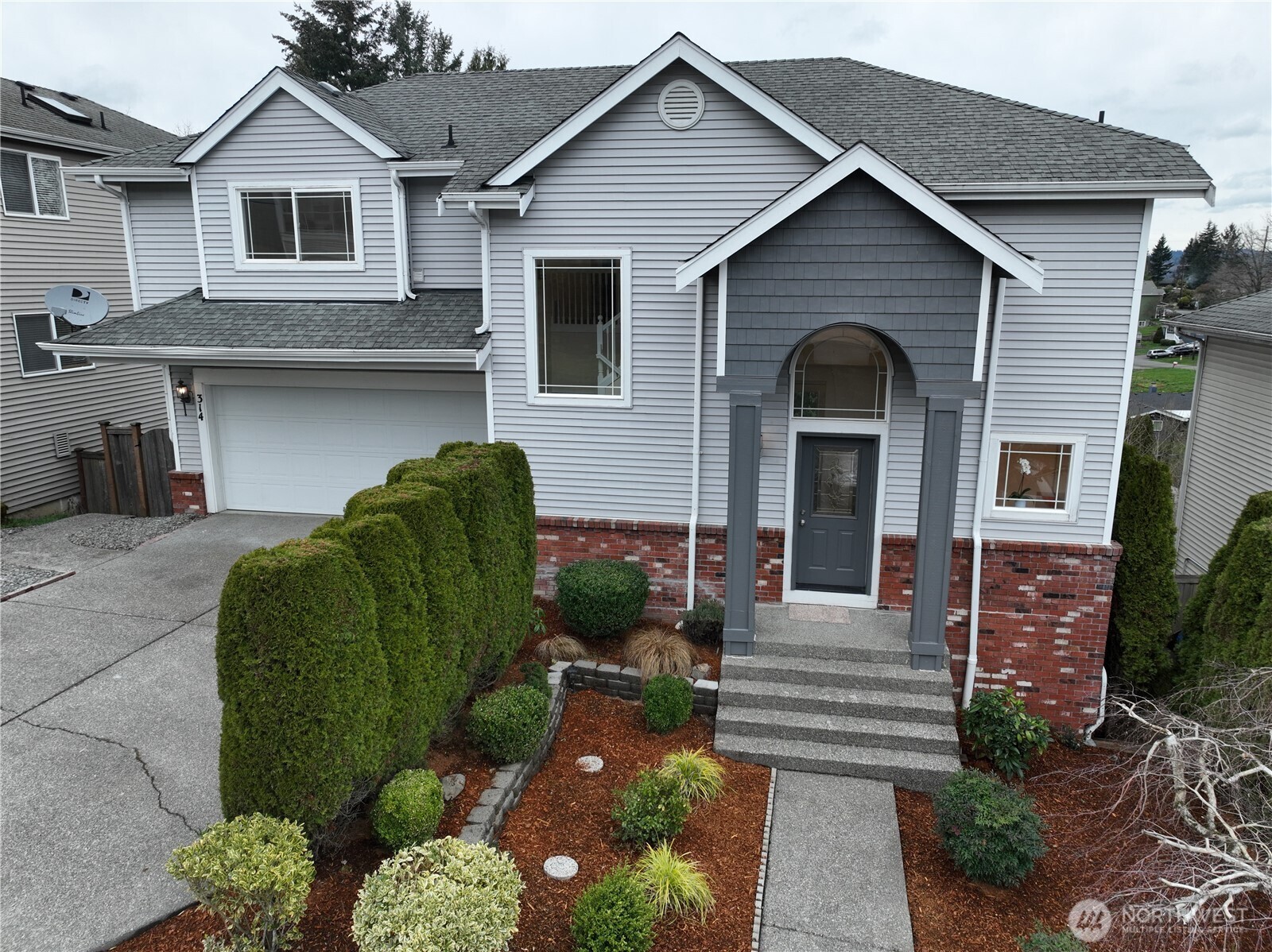 314 S 20th Place Property Photo