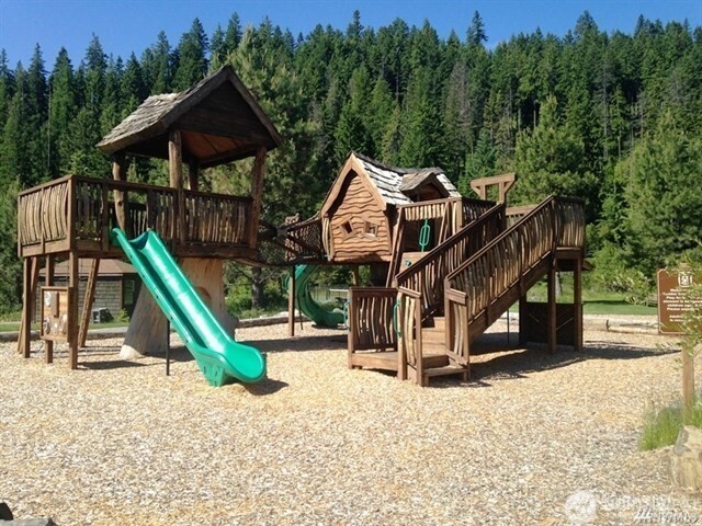 5 Tumble Creek Drive Property Photo 19