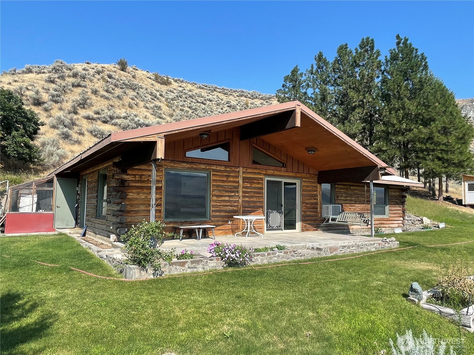60 C Tonasket Airport Road Property Photo 1