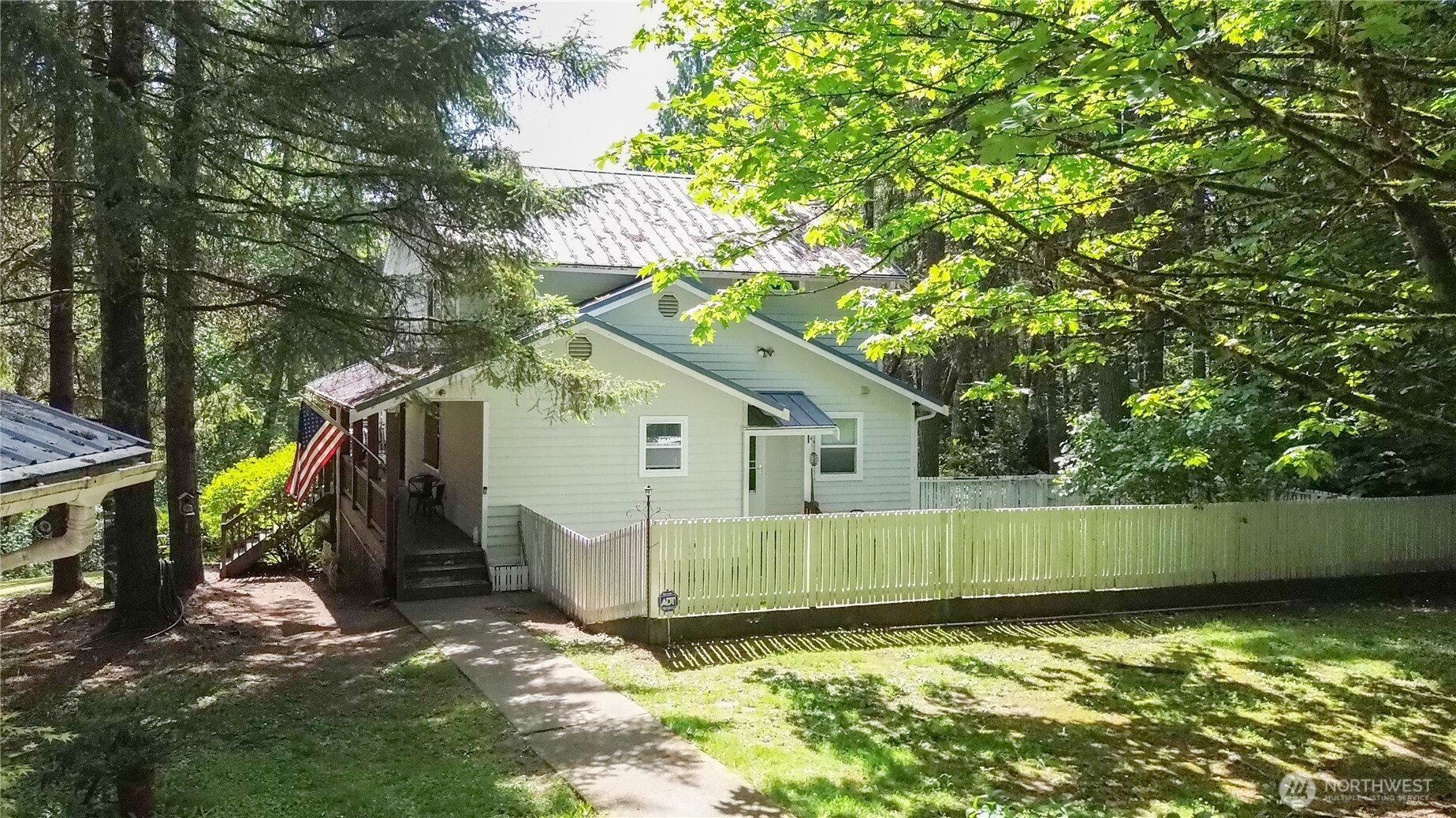 19002 20th Street Property Photo 2