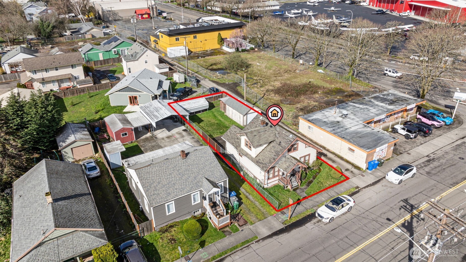 51 Logan Avenue Property Photo 5