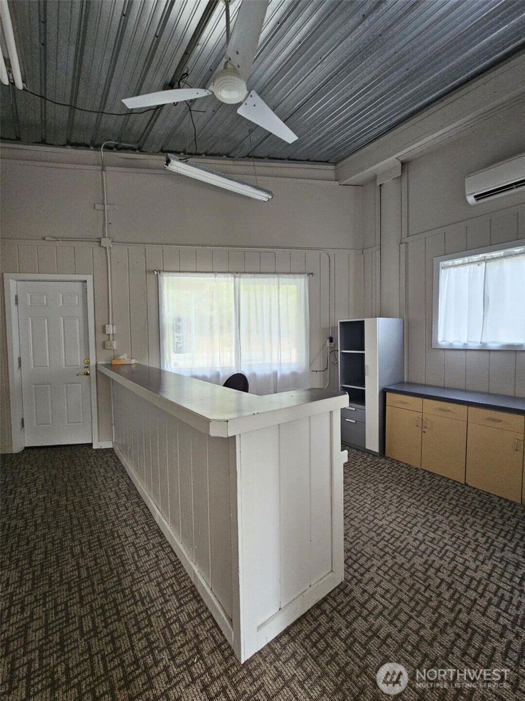 22090 N Us Highway 101 Property Photo 7