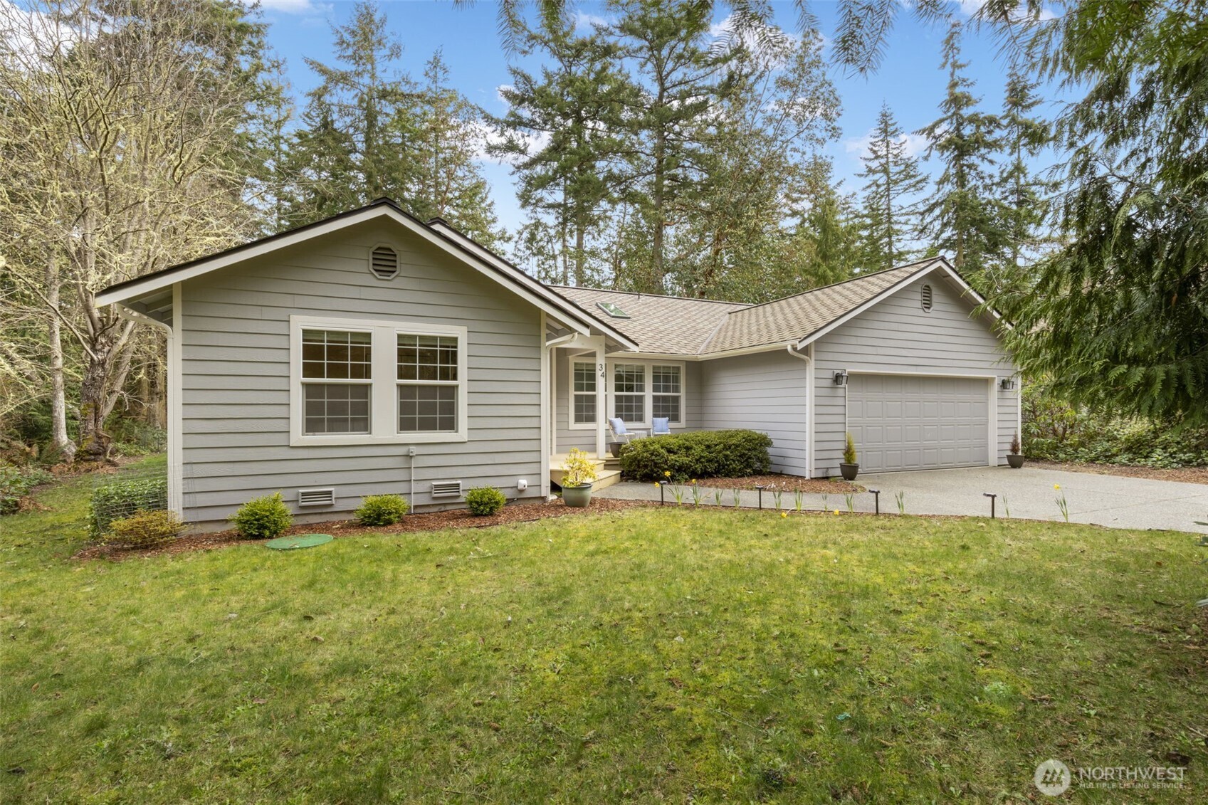 34 Fairbreeze Drive Property Photo