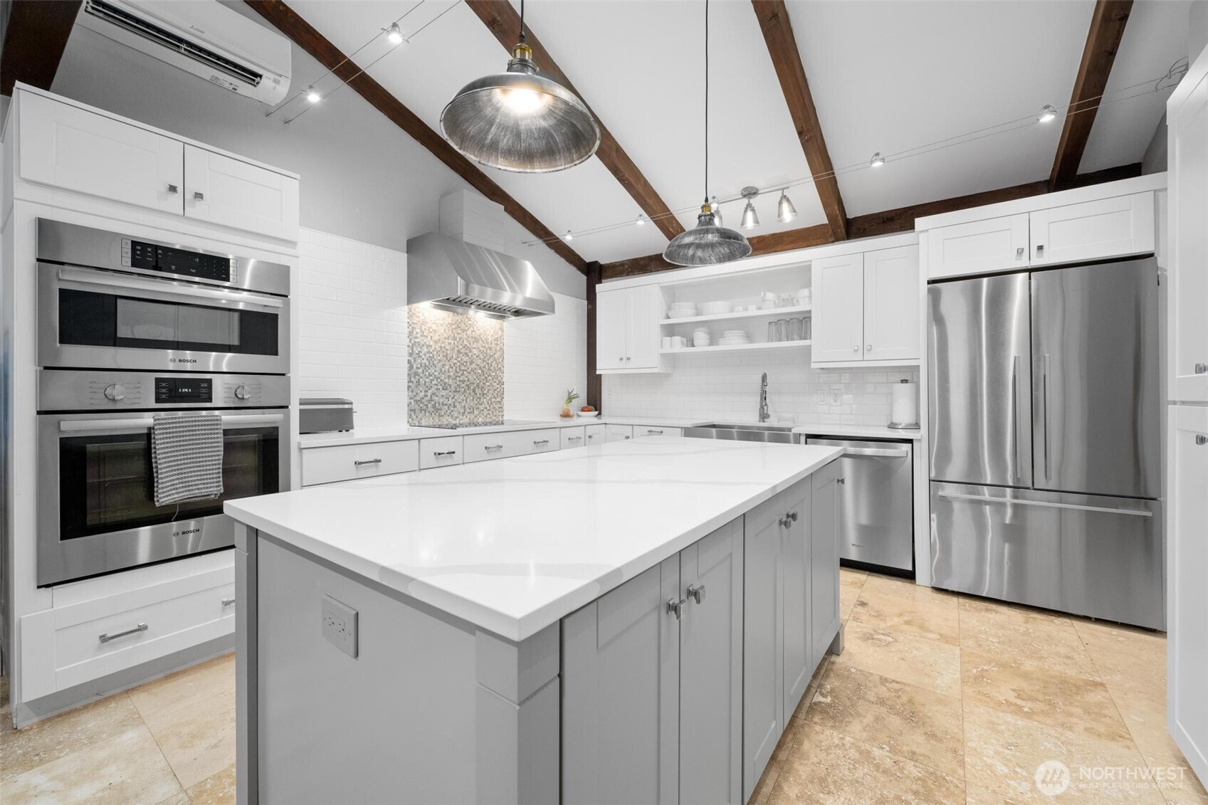 1210 195th Street Property Photo 9