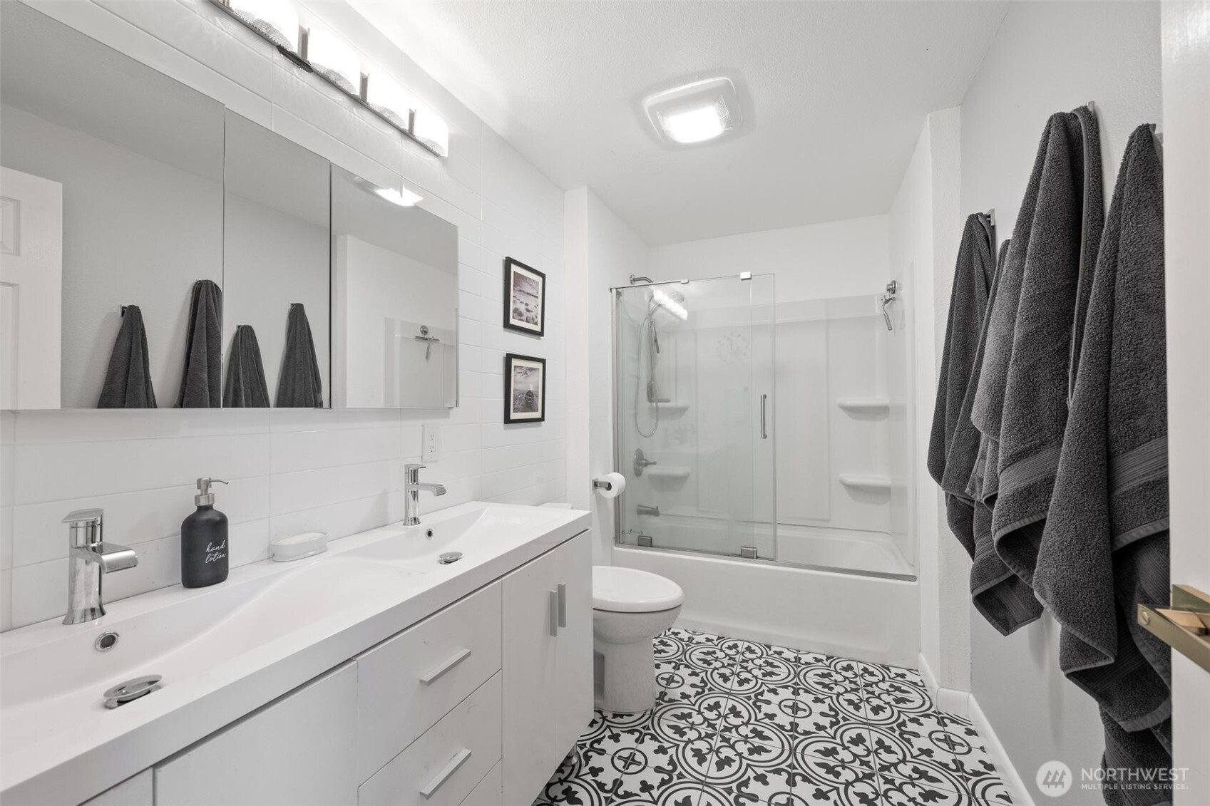 1210 195th Street Property Photo 17