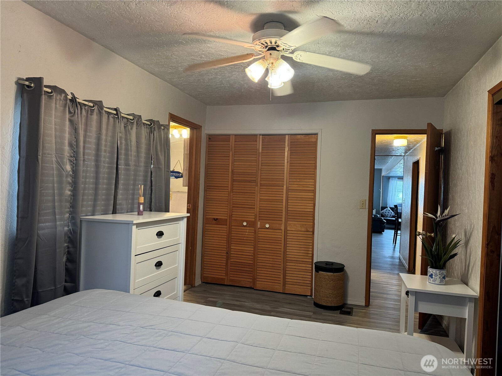 2401 N Washington Street Property Photo 15