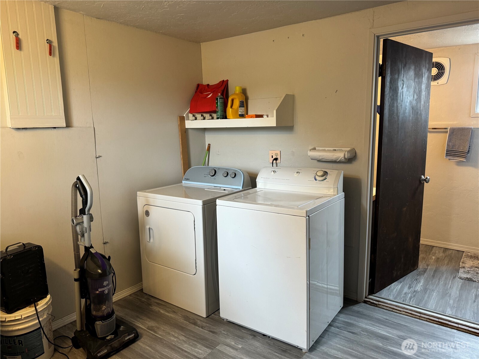 2401 N Washington Street Property Photo 19