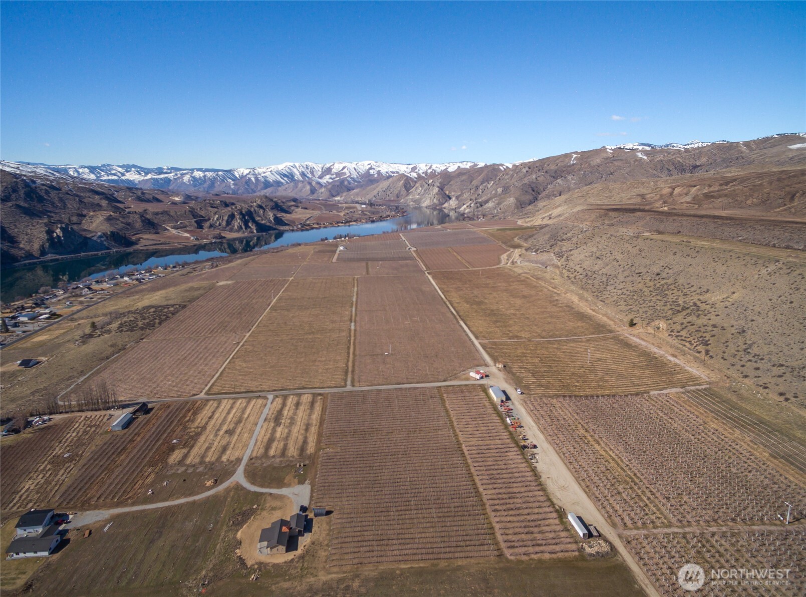 15 Chelan Butte Road Property Photo