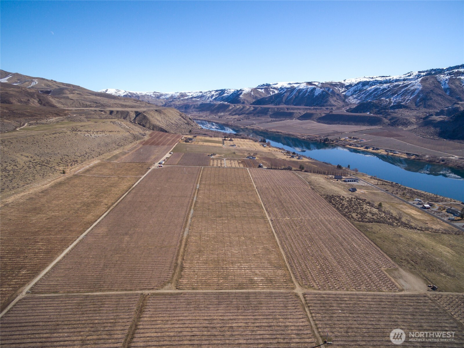 15 Chelan Butte Road Property Photo 7