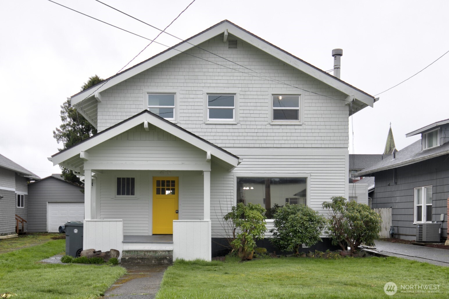 517 1st Street Property Photo