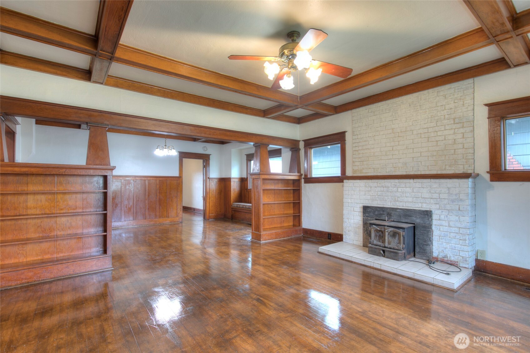 517 1st Street Property Photo 3