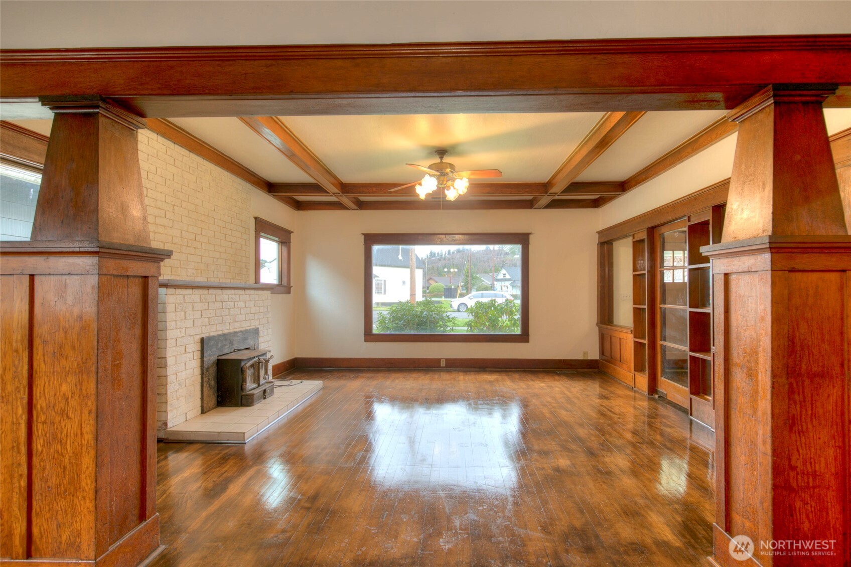 517 1st Street Property Photo 5