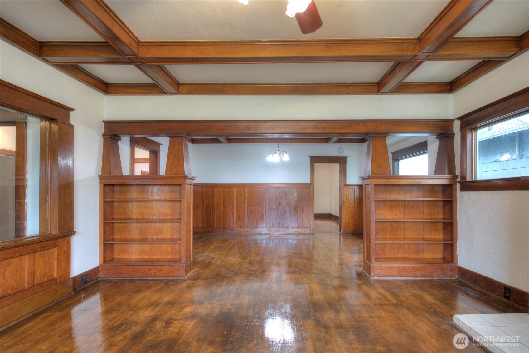 517 1st Street Property Photo 6