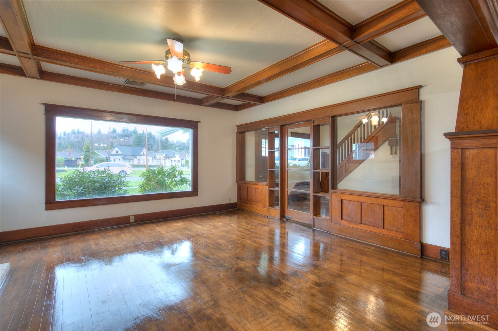 517 1st Street Property Photo 7