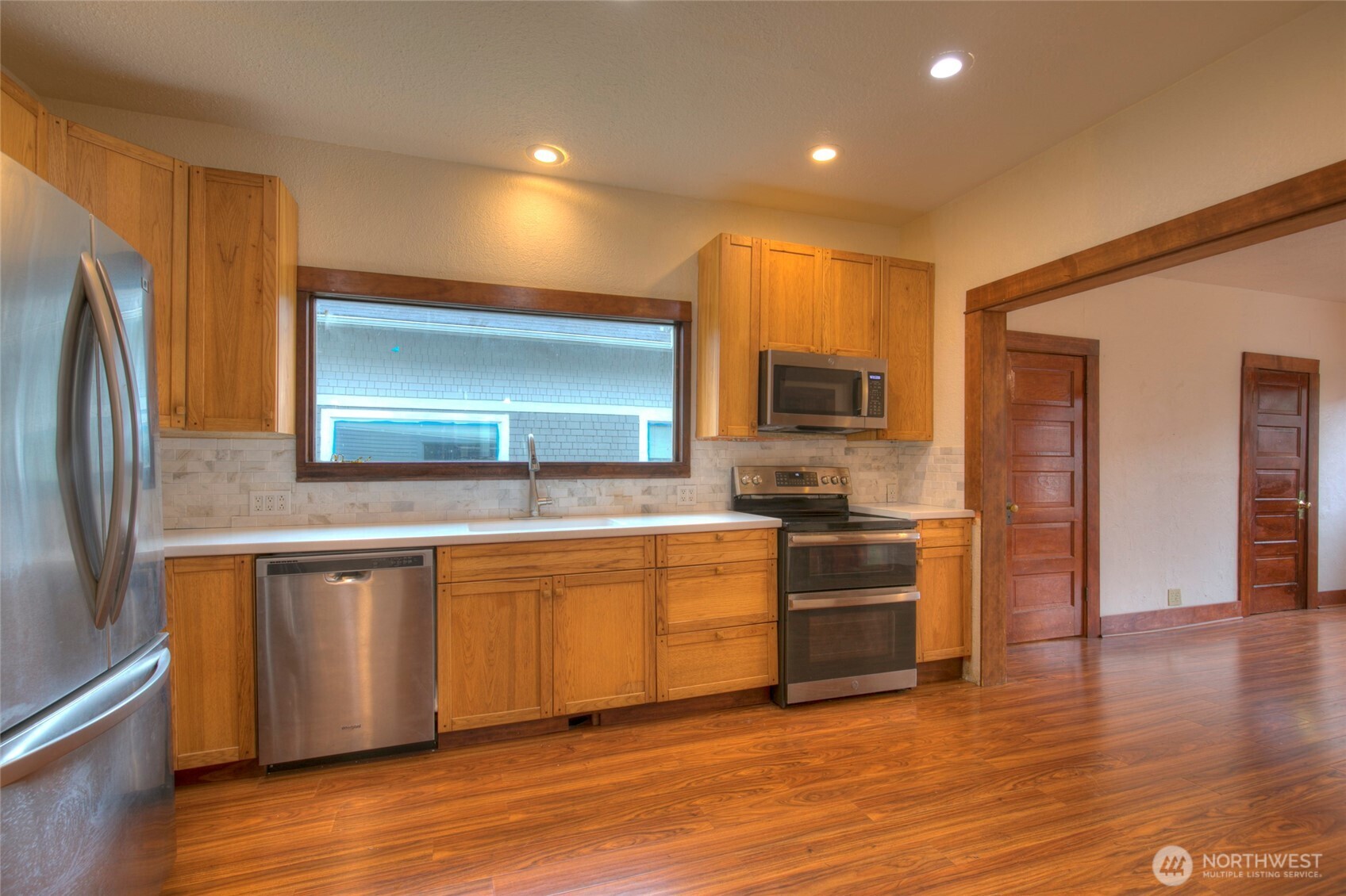 517 1st Street Property Photo 10