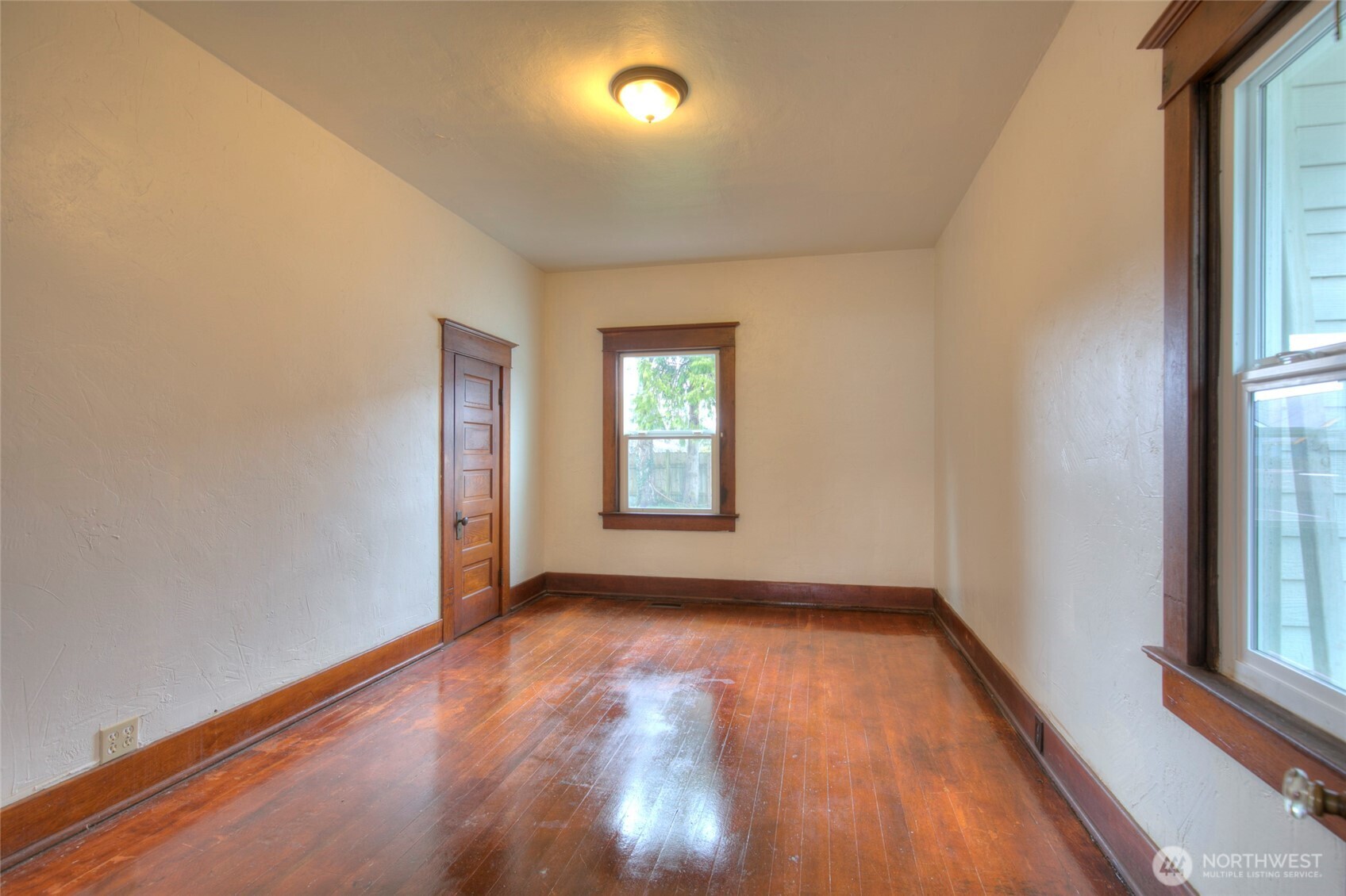 517 1st Street Property Photo 15