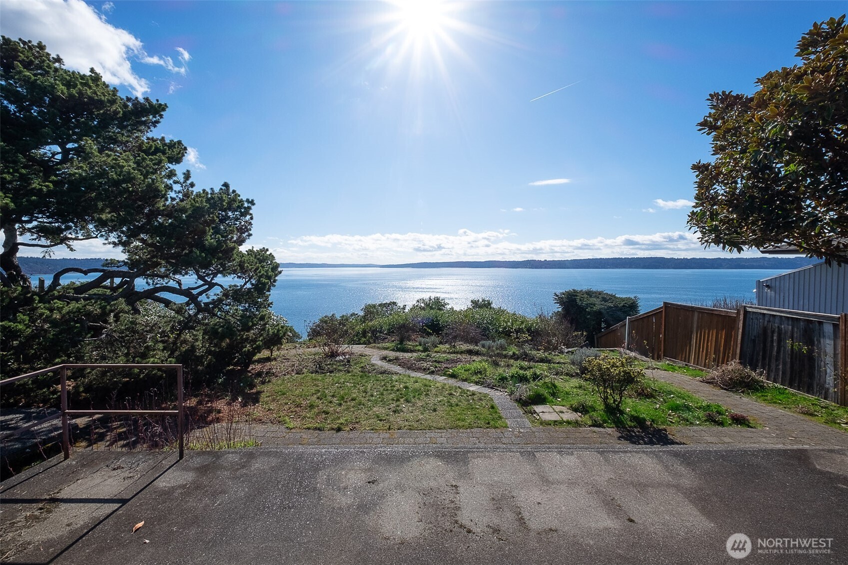 Sealth High Real Estate Listings Main Image