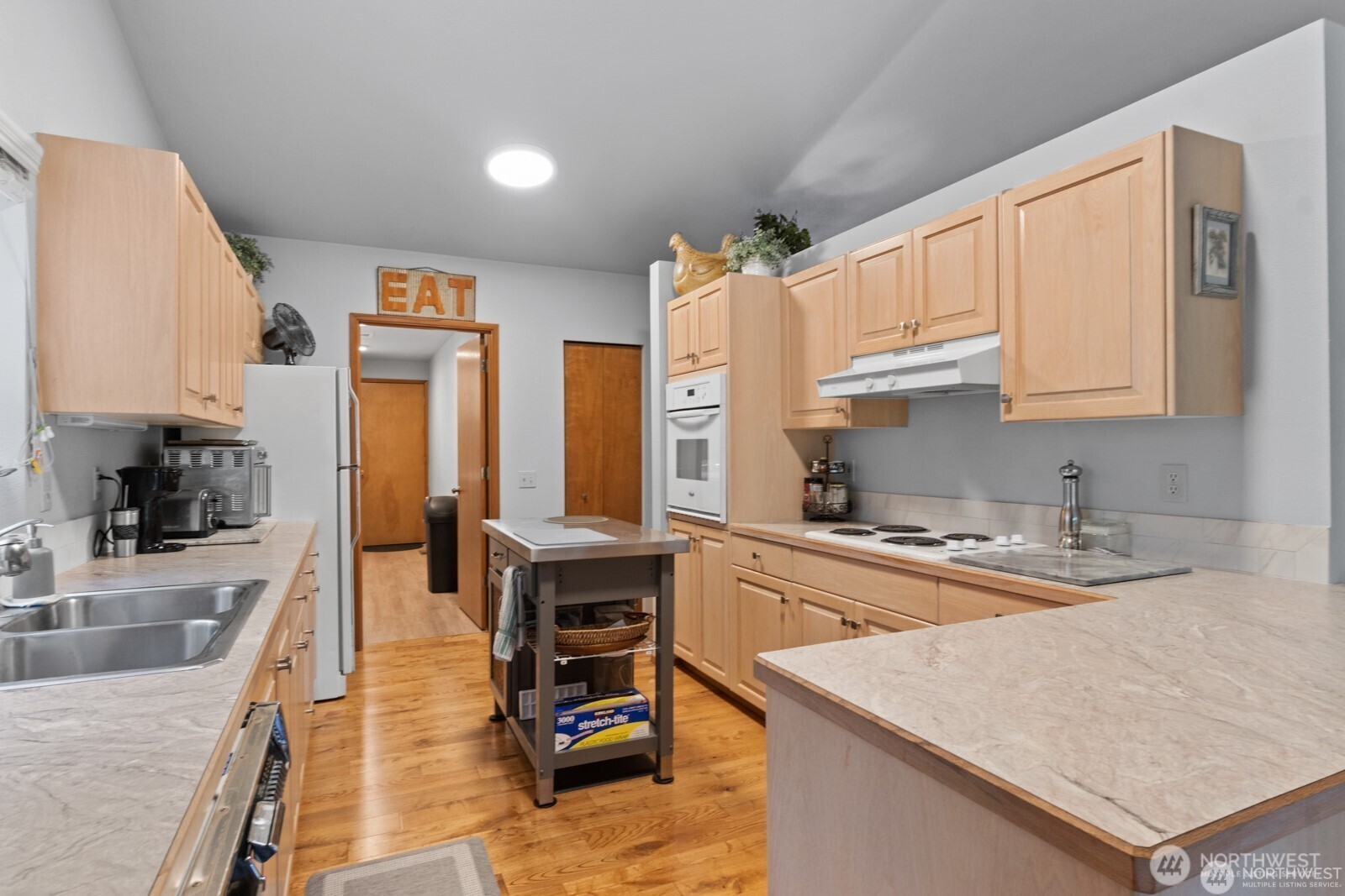 360 E Penzance Road Property Photo 12