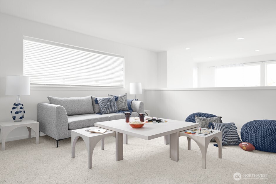 4091 Wandering Way Property Photo 11