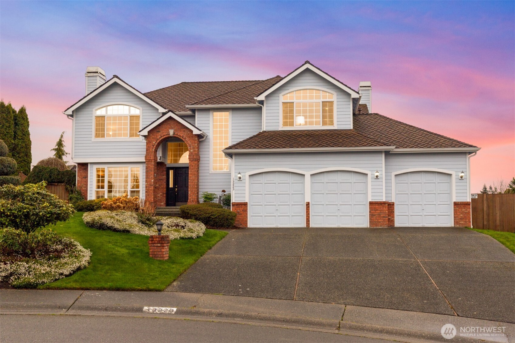 13223 46th Place Property Photo