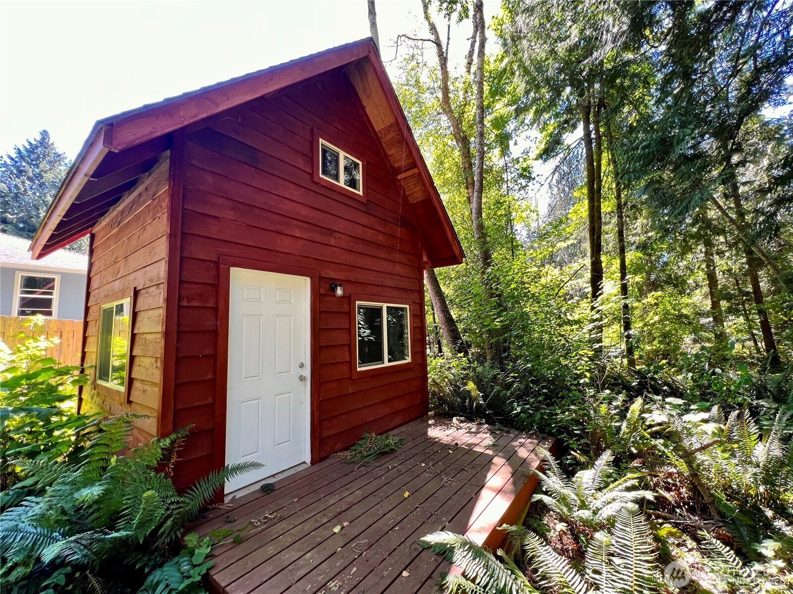 158 Tyee Drive Property Photo 2