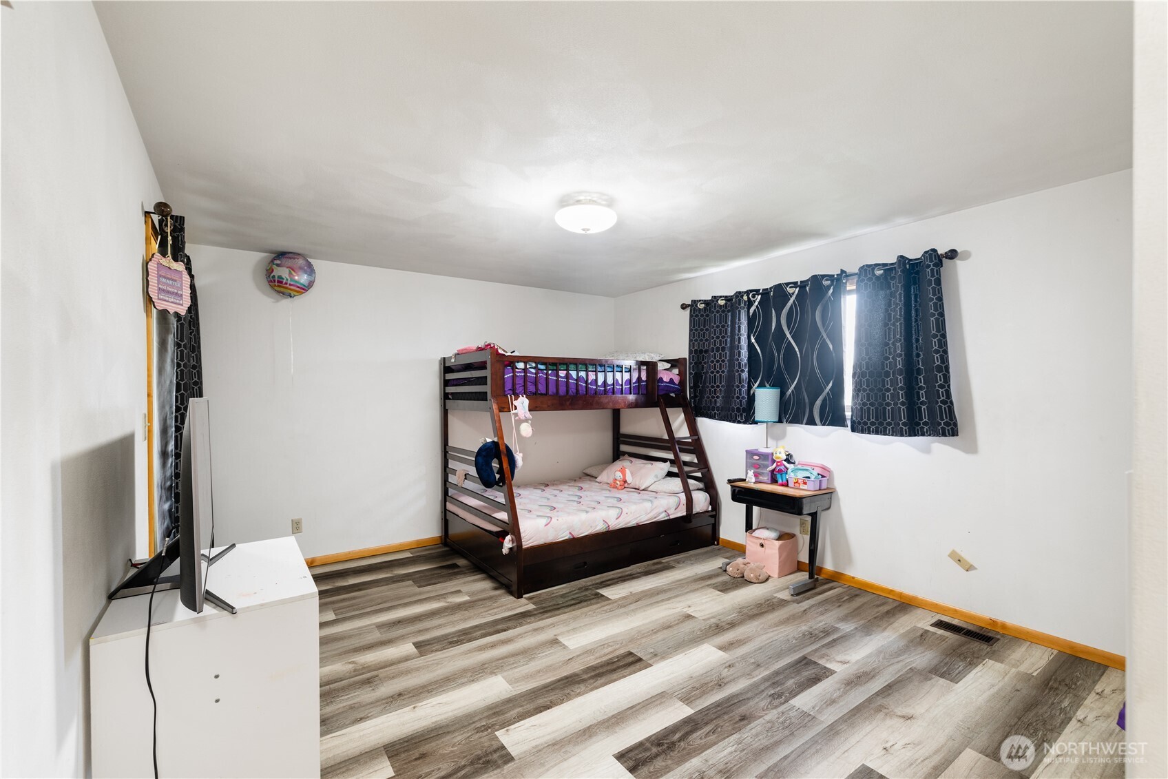 21563 21567 Cook Road Property Photo 16