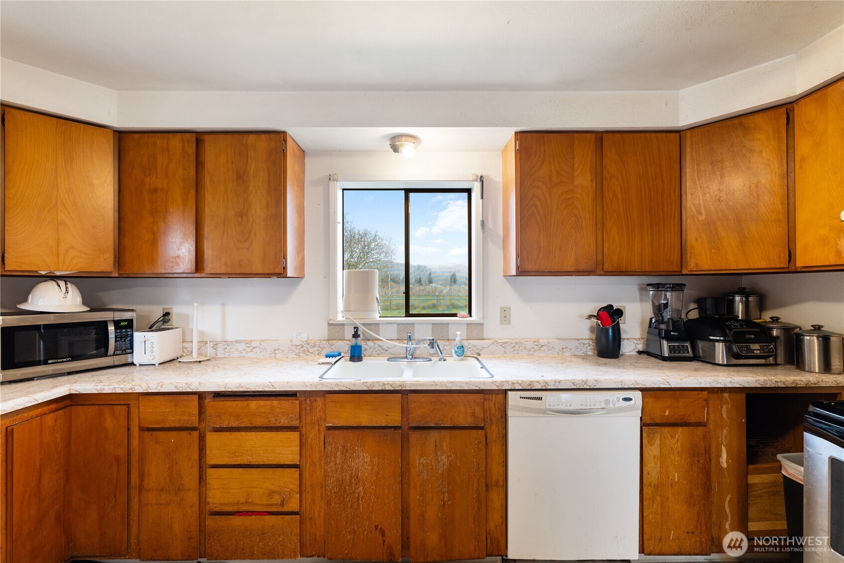 21563 21567 Cook Road Property Photo 24