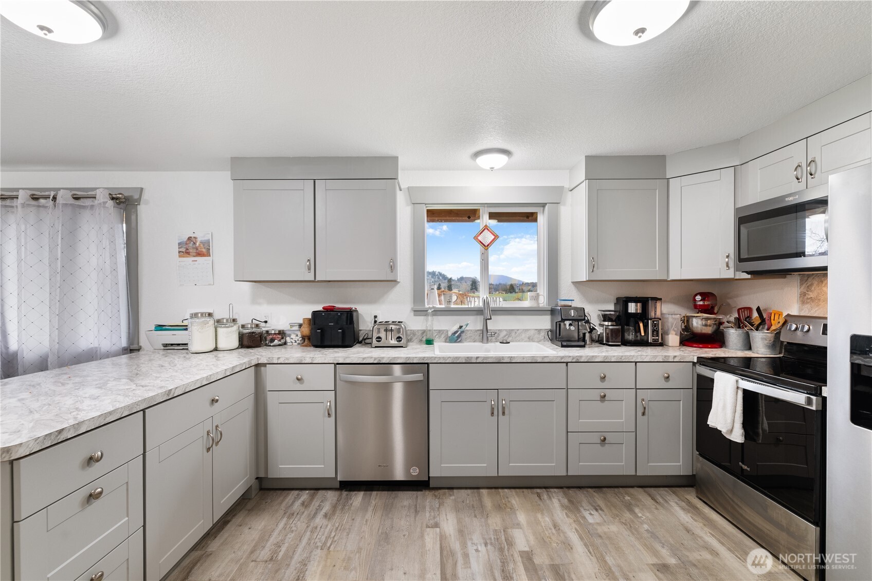 21563 21567 Cook Road Property Photo 29