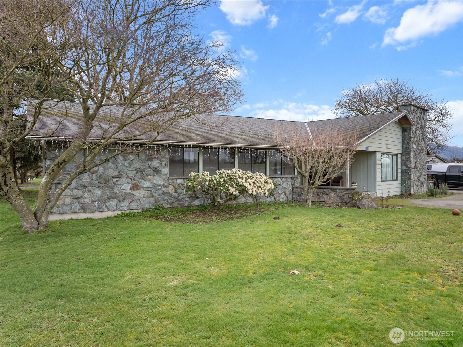 21563 21567 Cook Road Property Photo