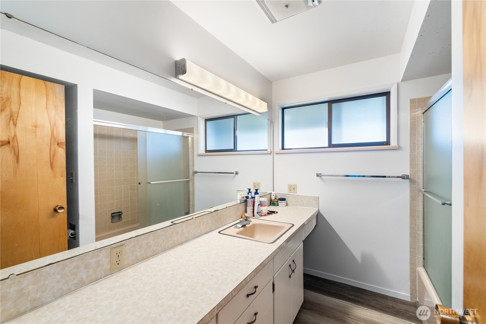 21563 21567 Cook Road Property Photo 17