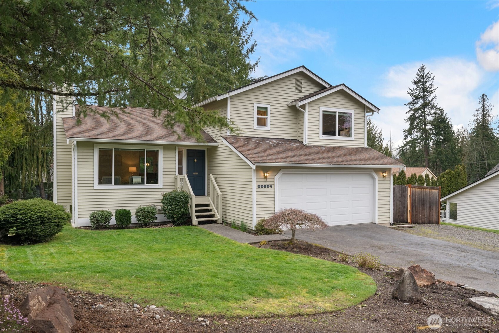 22624 Ne 14th Place Property Photo