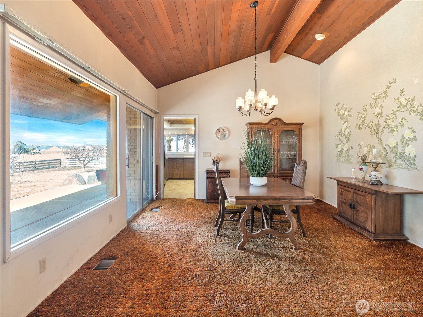 2400 Hamilton Road Property Photo 28