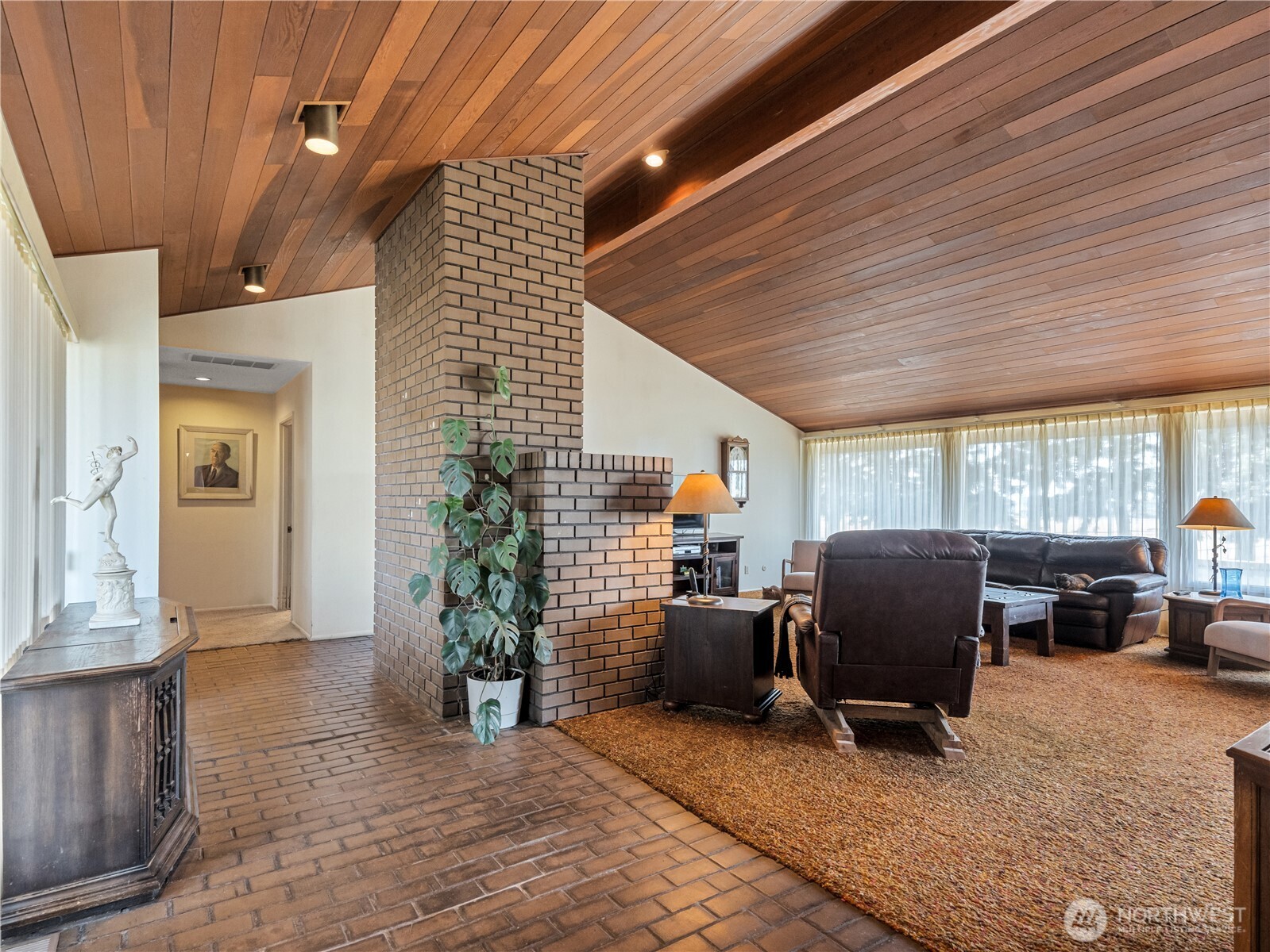 2400 Hamilton Road Property Photo 30