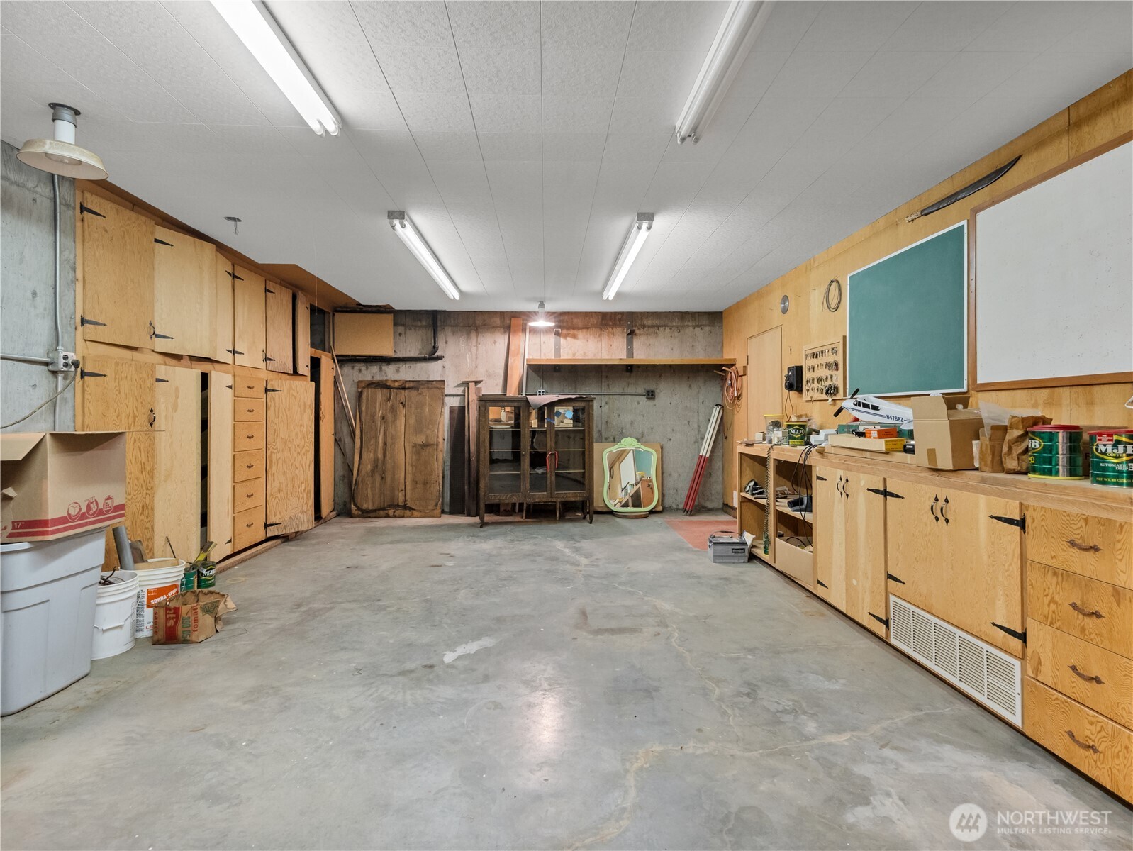 2400 Hamilton Road Property Photo 38