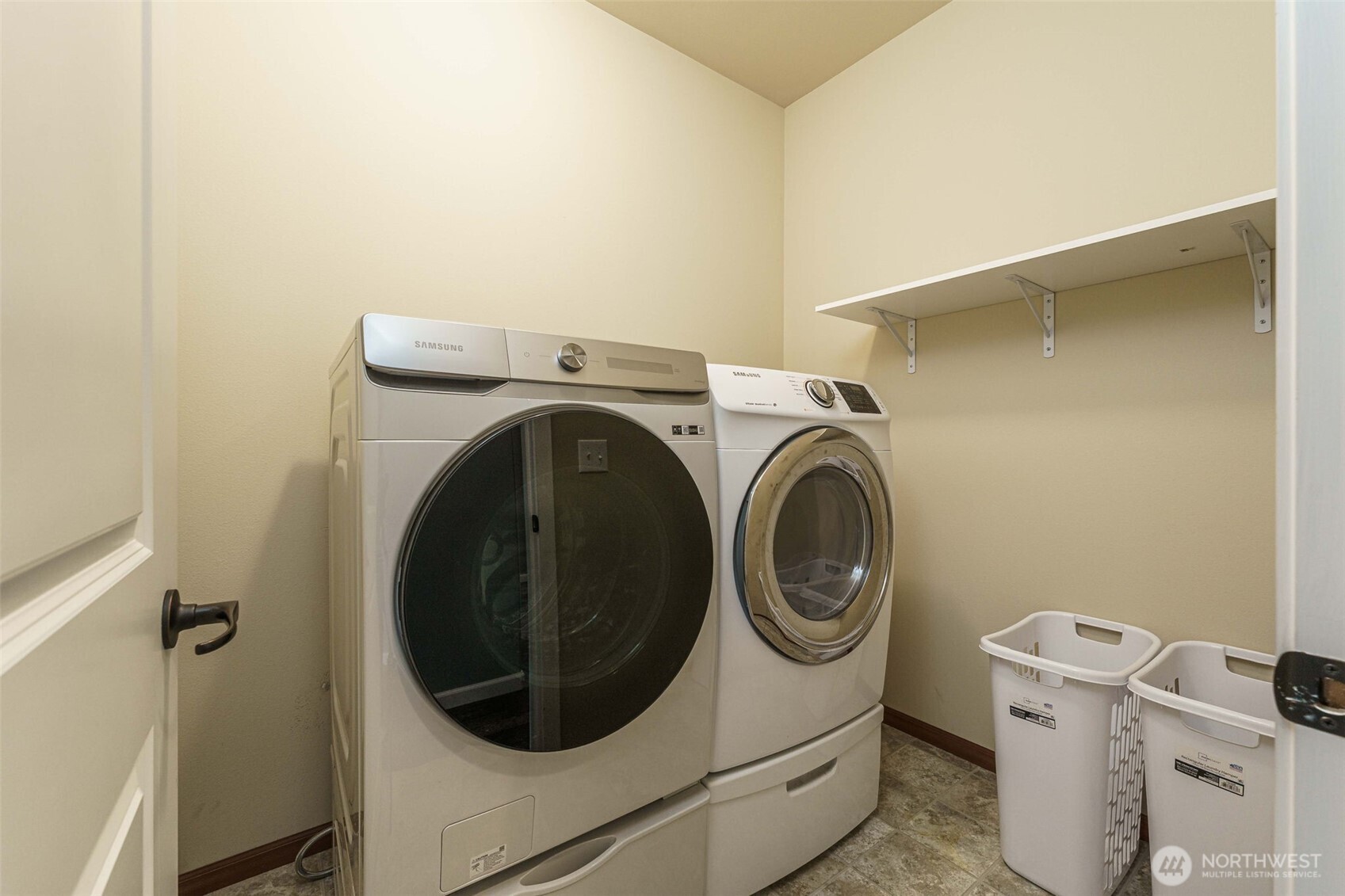 753 T Street Property Photo 14