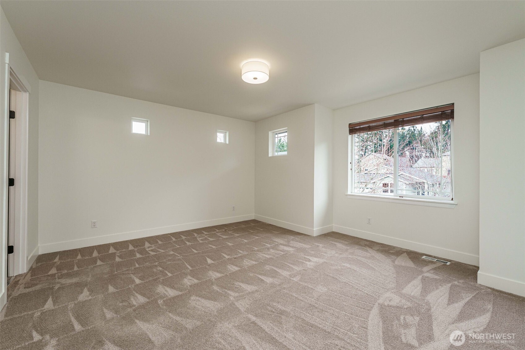 753 T Street Property Photo 20
