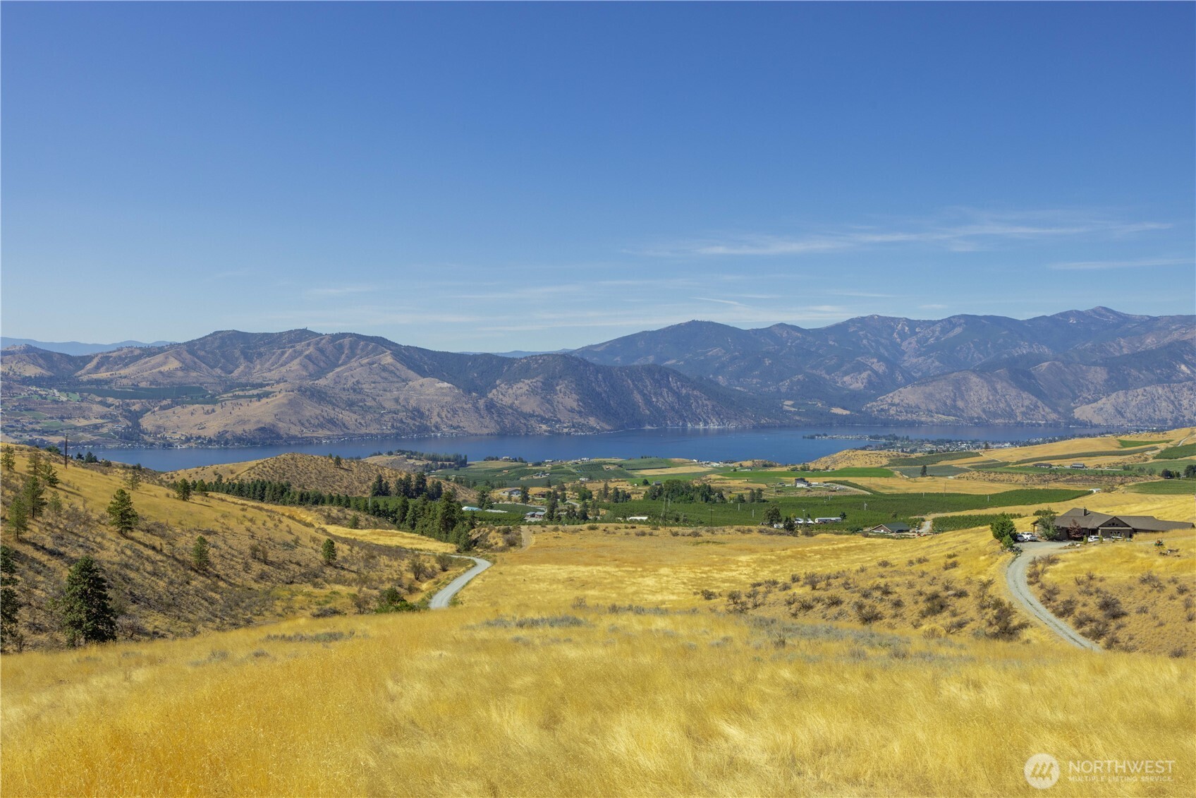 562 Chelan Ranch Road Property Photo 7