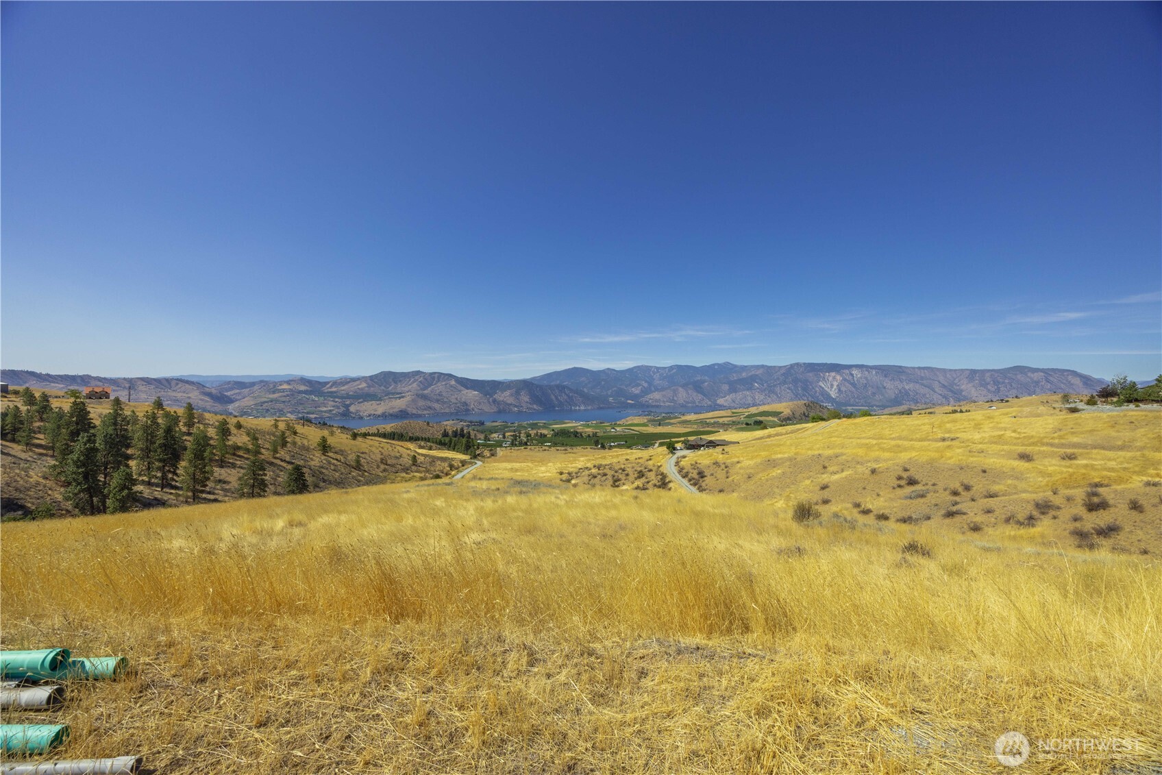 562 Chelan Ranch Road Property Photo 8