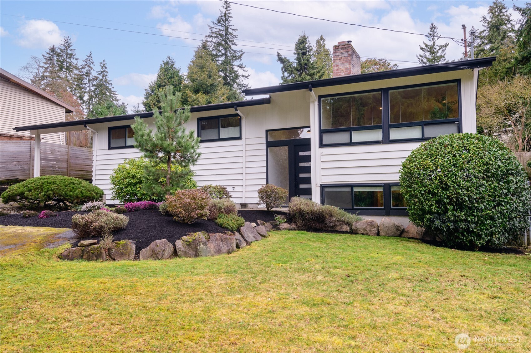18340 Meridian Avenue Property Photo