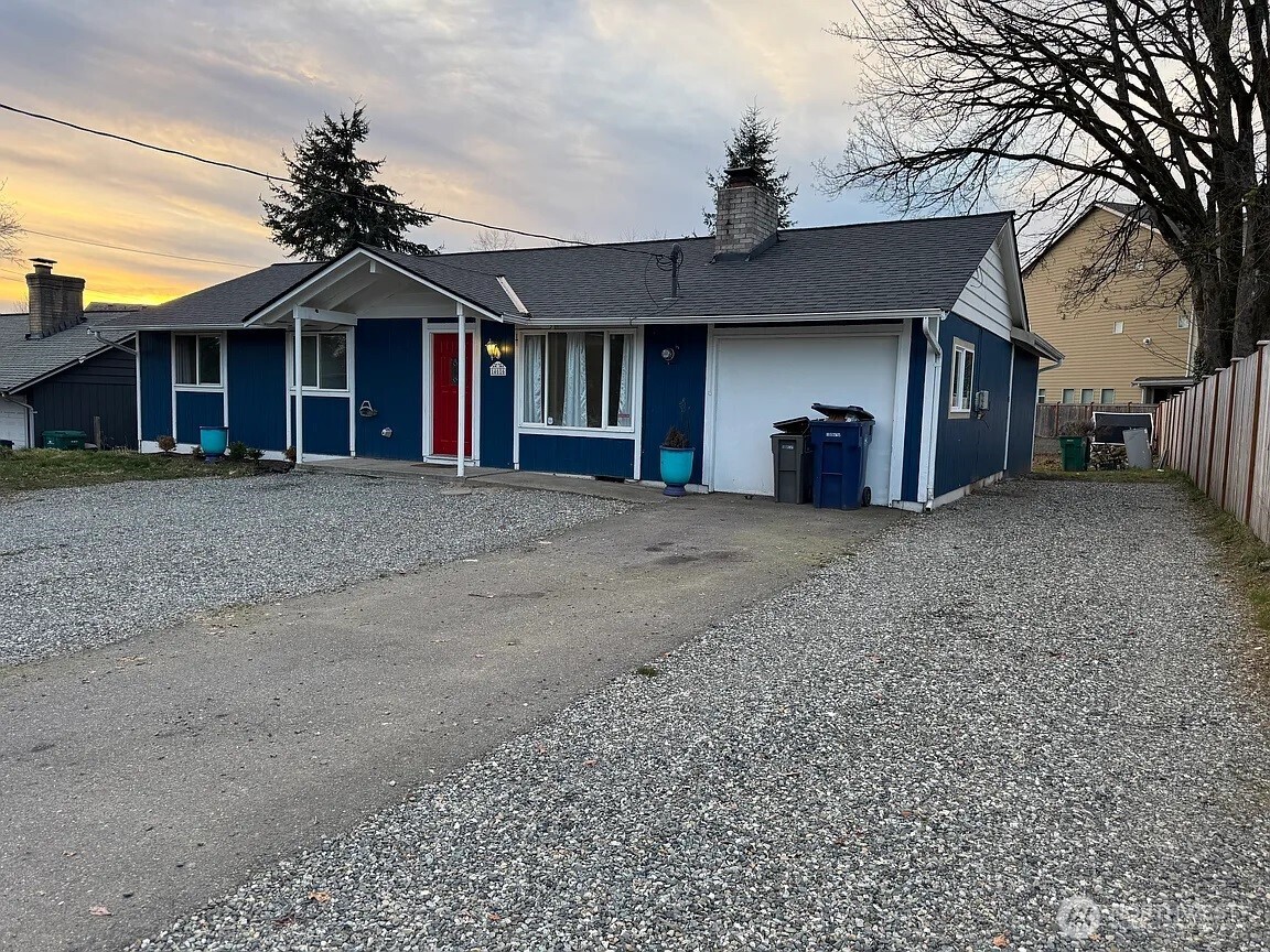 14616 Ash Way Property Photo