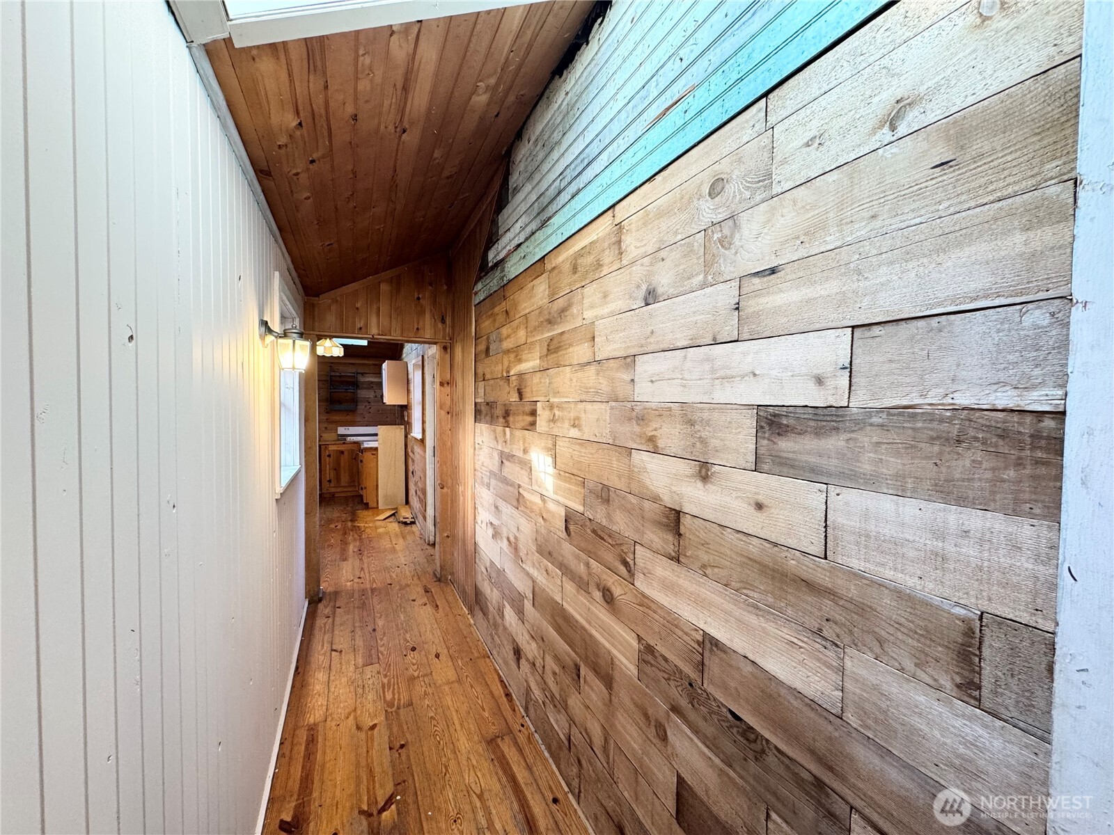 2514 Willows Road Property Photo 2